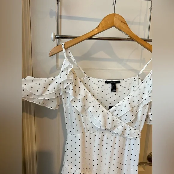 NWT Black and White Polka Dot Off-Shoulder Ruffled Maxi Dress, Size S - Picture 1 of 8